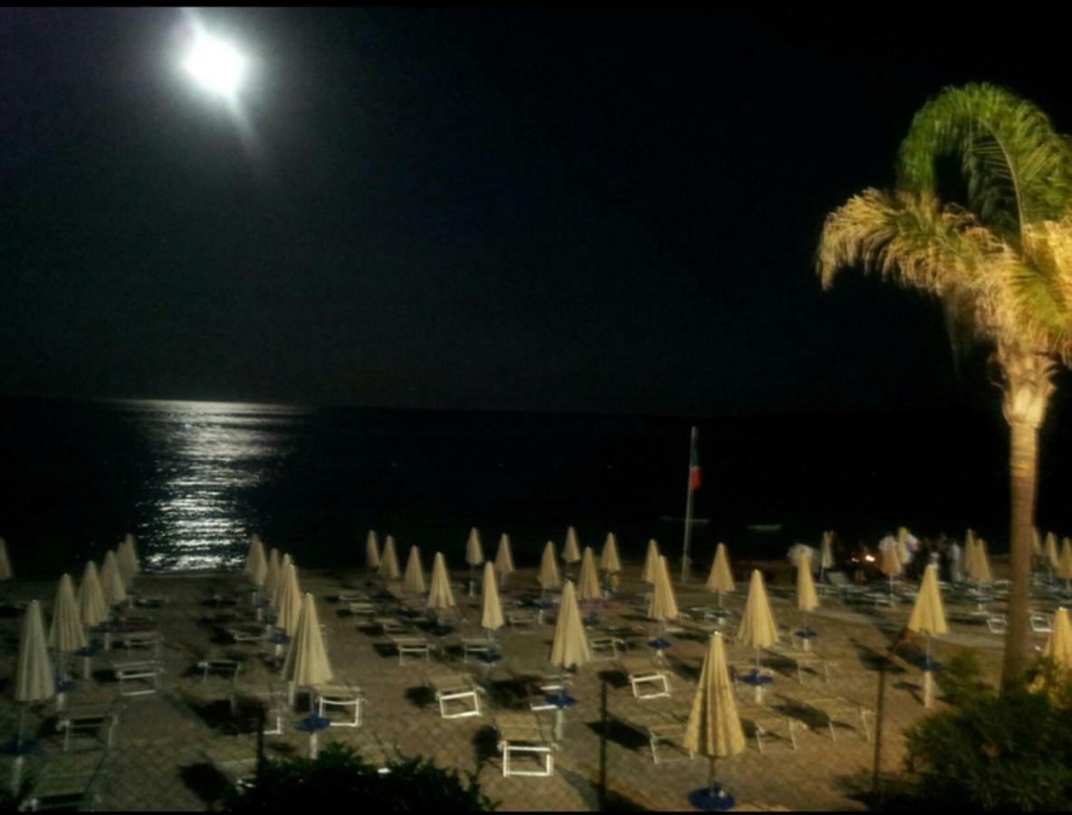 Villa Lucia With Salt Pool Fontane Bianche Exterior foto